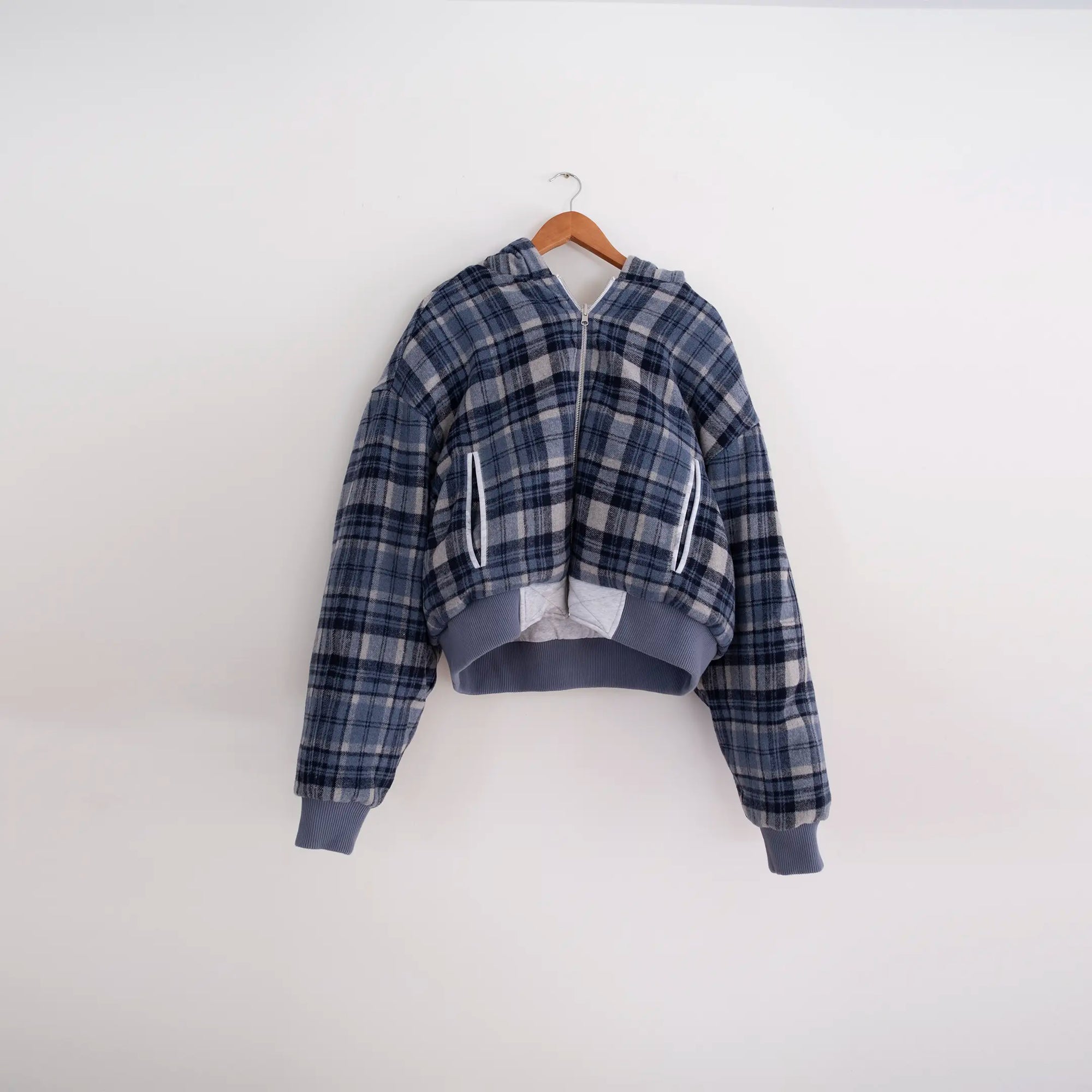 Gravel Bomber (v2 sample)